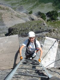 Via-Ferrata-Loeche-Fille.jpg