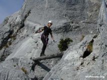 Via-Ferrata-GrandBornand-CedricThomenFille1.jpg